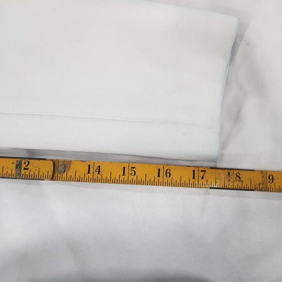 White House Black Market White Blazer Size 8 
lot H - Picture 9 of 9